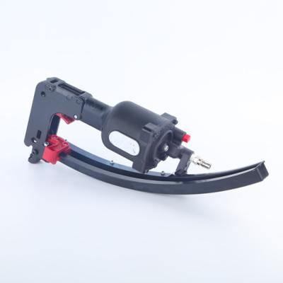 China Hot Selling Pneumatic Mattress Tool Staple Gun For M46 m66 Mattress Staples for sale