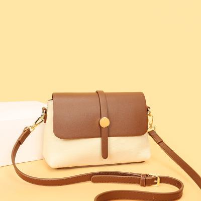 China 2022 new fashion waterproof women's leather bag small one-shoulder messenger bag first layer fashionable cowhide square bag for sale