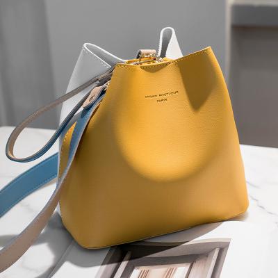 China PU Summer Shoulder Messenger Bag Female Girl Small Three Layer Surround Luxury Handbags Style Simple Cross - Classic Body Handbag for sale