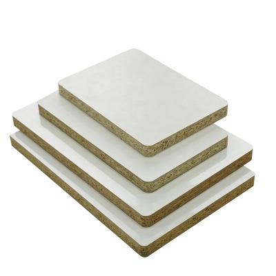 China OEM Modern Melamine Coated Flakeboard 25Mm Thick Chipboard Melamine E0 Particle Board for sale