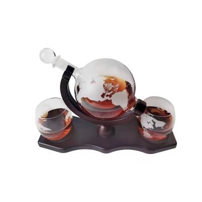 China Modern Wholesale Cheap Price Globe Heat Resistant Glass Set Decanter for sale