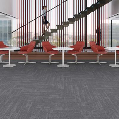 China Modern Manufacturer Commercial Bitumen Backed Tufted Interlocking Carpet Tiles 25x100cm for sale