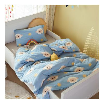 China Nondisposable Cheap Small Size Cute Winter Baby Crib Sheets Bedding Set New Release 3Pcs Printed 100% Cotton Toddler Bedspread Bed Set for sale