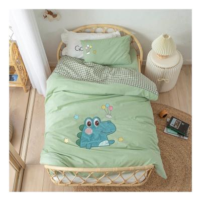 China 100% Set, Nondisposable Home Bedding Set Cotton Baby Crib Bedspread Textile 3Pcs Cartoon Small Size Summer Bed Sheet Good Quality for sale