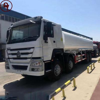 China Oil transport sinotruck howo 8X4 30000liter tank transport gasoline and oil truck for sale