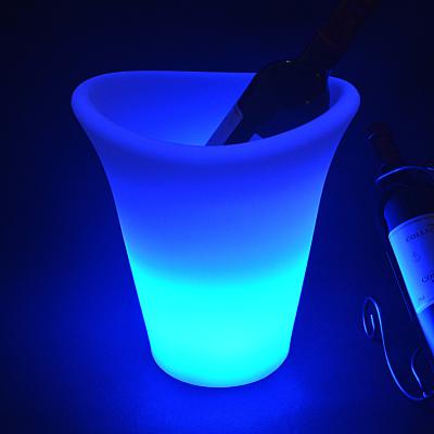 China BSCI Sustainable Factory Custom Design Night Club Plastic LED Light Iluminous Beer Rechargeable Champagne Ice Buckets With Remote Control for sale