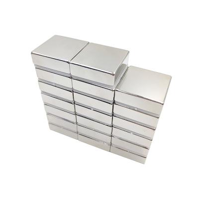 China Nickel Coating Sintered Neodymium Magnet Rectangle Neodymium Magnet Multi Polar for sale