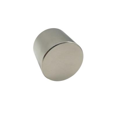 China Customized Cylindrical Neodymium Magnets With Nickel Coating Durable for sale