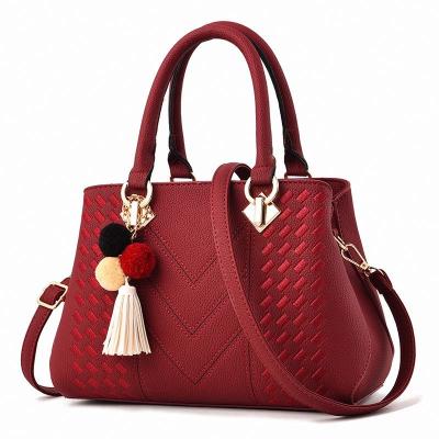 China Fashion Luxury Female Shoulder PU Tote Bag Supplier High Quality Women's Ladies PU Ladies Handbags With Hairball for sale