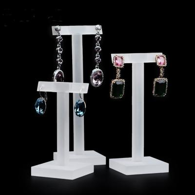 China Matte Color Acrylic Earring Display Stands Plexiglass Exhibition Prop With Square Basement for sale