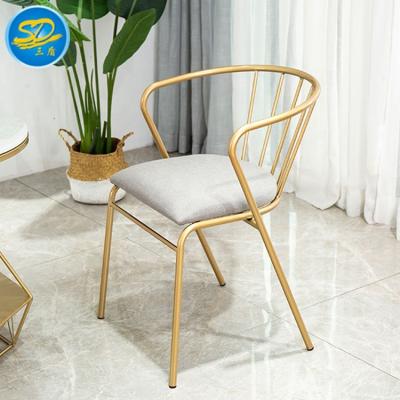 China Universal luxury set of dining tables and cafe chairs for sale