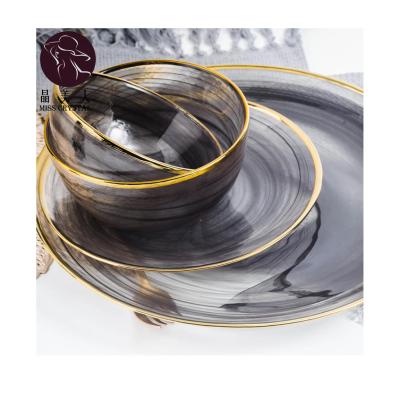 China Best Viable Selling Wholesale Gold Rim Glass Charger Plates Dinnerware Set for sale