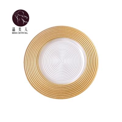 China Viable Wholesale Sales 13 Inch Gold Rim Glass Silver Charger Plates Wedding Decorative for sale