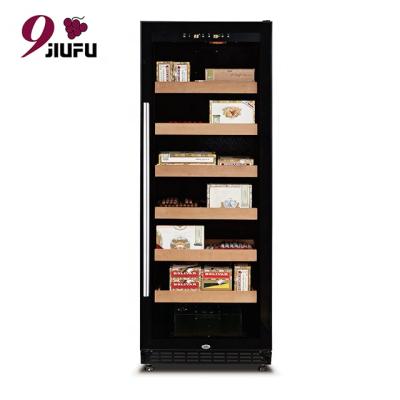 China Hotel Cigar Humidor With Spain Cedar Wood Display Stands Cigar Cooler Cabinet for sale