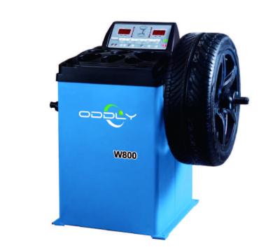 China Factory Price W800 Car Tire Wheel Balancer Machine Intelligent Balancing Equipment Oddly 920x620x1160mm for sale