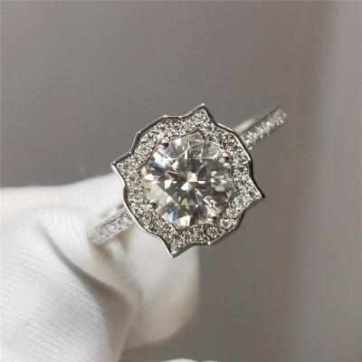 China CLASSIC 18K White Gold 1 Carat Diamond Test Past Best Quality D Cut Brilliant Color Moissanite Snowflake Shape Ring Gemstone Jewelry for sale