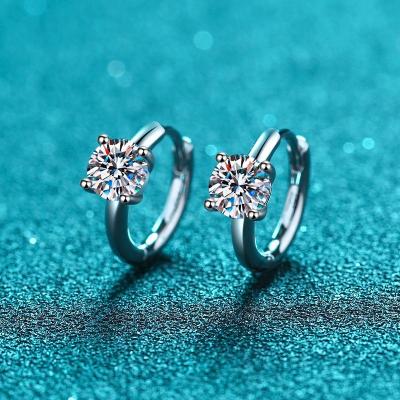 China Original Silver CLASSIC Total 1 Carat Round Brilliant Color Moissanite Test Past D Cut 925 Diamond 4 Prong Stud Earrings For Women for sale