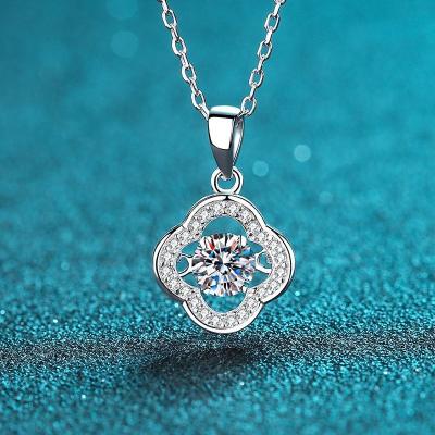 China Original Cut 0.5 Carat Diamond Test Past D Color Moissanite Romantic Silver Shiny Pendant Necklace Fine Jewelry 925 for sale