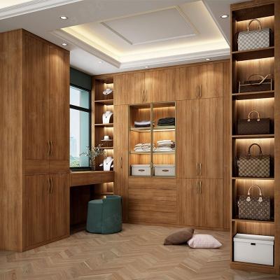 China Italy Bedroom Wardrobe Closet Adjustable Luxury Design Wooden Wardrobe (Size)Walk Walk In Closet for sale