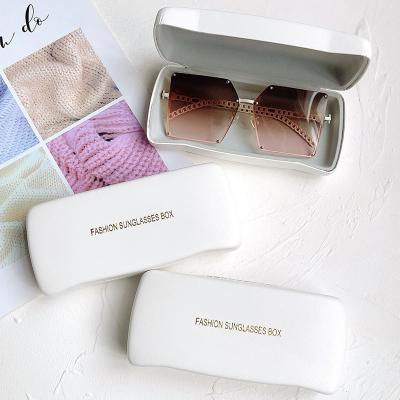 China Optical Glasses Packing Glass Case Leather Sunglasses Case Portable Anti Light Luxury Tanning Sun Glasses Storage Box for sale