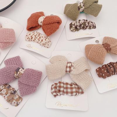 China Soft Wool Knitted Floral Bow Hairpin Accessories Fashion Cloth Cute Wrinkled Children's Hair Clips for sale