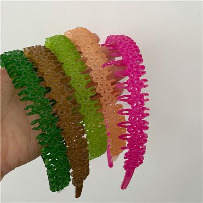 China Fashion Small Jelly Color Acrylic Flower Headband Non-slip Hair Bands Korean Stylish Fresh Daily Basic Pressure Headband for sale