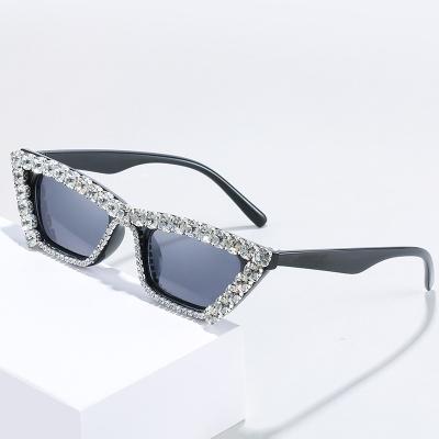 China 2021 Fashion Sun Glasses Women Sunglasses Diamond Sunglasses Fashion PC Square Frame Sunglass Small for sale