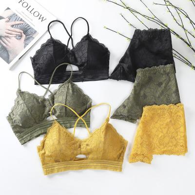 China High quality women's sexy QUICK DRY lace hot sale chest wrapped comfortable plus size silicone lingerie bra set for sale