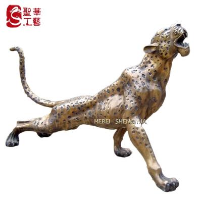 China Africa Bronze Sculpture Life Size Leopard Statue For Sale for sale