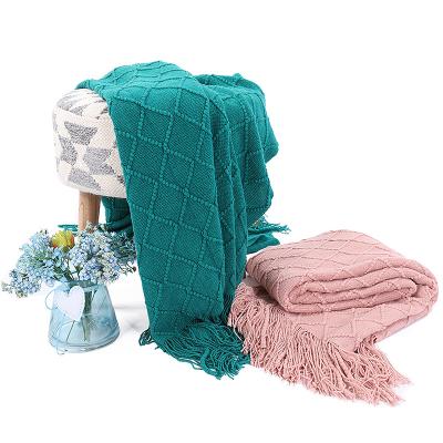 China Anti-Static Amazon Tassel Throw Blanket Olid Color Knit Baby Photo Blanket Blanket for sale