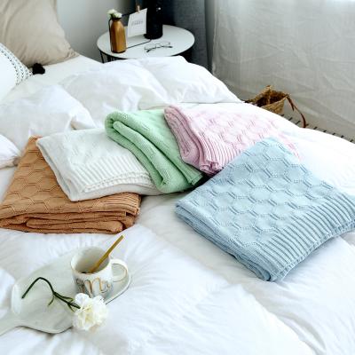 China Textured pattern textured lightweight knitted cotton throw blankets for all season wear for sale