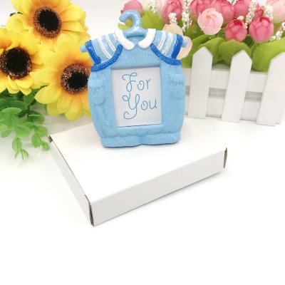 China Baby Shower Favors Wholesale OEM Cute Baby Onesie Photo Frame Blue Themed Baby Boy Shower Favors Birthday Party Decor for sale