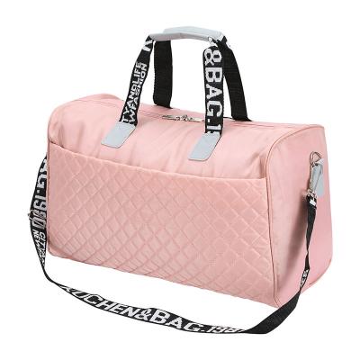 China Lady Designer Custom Quilted Travelling Duffle Bag Ladies Duffel Gym Sports Luggage Travel Bags For Men Women for sale