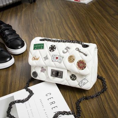 China 2021 New Daily Life Badge Ring Little Perfume Girl Chain Bag Stylish Shoulder Bag for sale