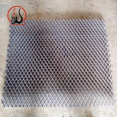 China Corrosion Resistance High Quality Expanded Perforated Wire Mesh Sheet Diamond Metal Mesh for sale