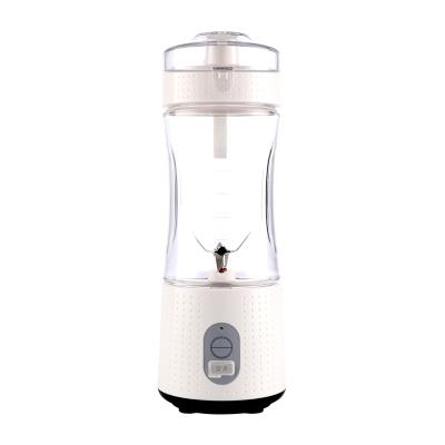 China Popular Mini Home Kitchen 380ml Fruit Electric USB Rechargeable Juicer Portable Blender for sale