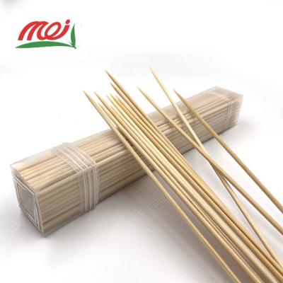 China Long Easily Cleaned Cooking Use Thin Sharped Stick Natural Handmade Organic Bamboo Skewer For BBQ for sale