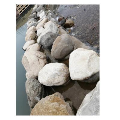 China Modern Large Size 150-1000mm Of River Stone Rocks For Waterfall Landscape for sale