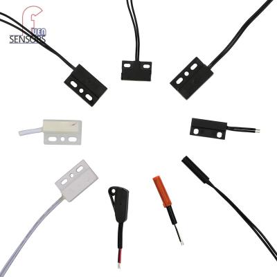 China Door Fuen ABS Magnet Proximity Switch OR Connector NO Magnetic Sensor Inductive Read Switch for sale