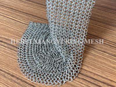 China Galvanized Steel Round 0.53mm Metal Ring Mesh Chain Link Decoration Wire Fence for sale