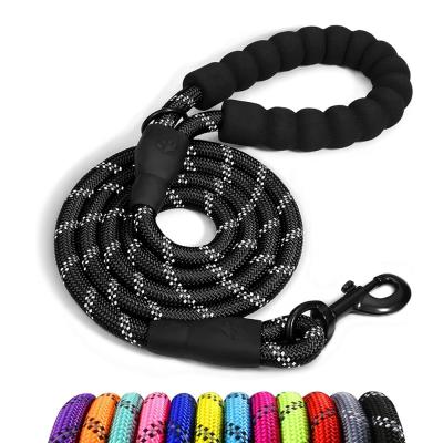 China Custom Stocked/Dropshipping Strong Dog Leash with Comfortable Padded Handle and Highly Reflective Leads for Small Medium and Large Dog for sale