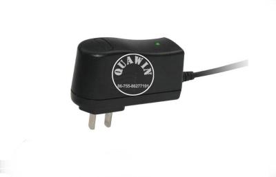 China cargador de batería eléctrico del OEM Nimh de 1A 7.5W, DC Jack/cargadores de la batería de Nicd del clip del cocodrilo en venta