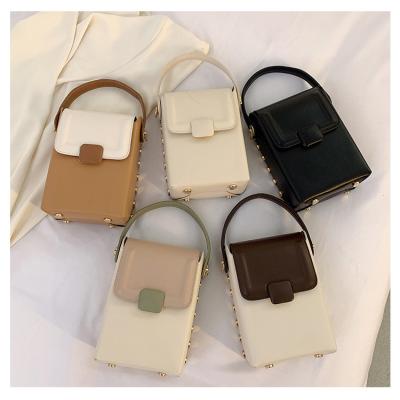 China SXCCYH 2022 New Summer Fashion Waterproof South Korean Messenger Small Portable Square Bag Cell Phone Bag for sale