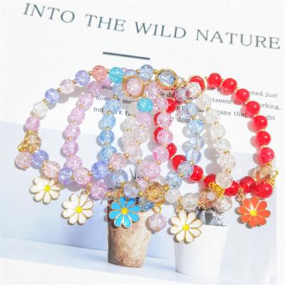 China Hot Selling High Quality Sweet TRENDY Small Daisy Flower Charm Crystal Beaded Bracelets Women for sale