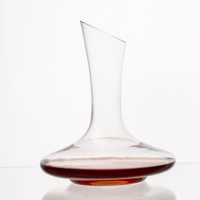 China High Quality NIL Personalized Glass Wine Decanter 1500ml 50.7oz Crystal Shaped Red Carafe Luxury for sale