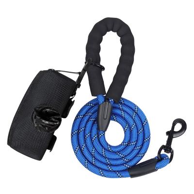 China Amazon Wholesale Muti-color Dog Viable Practical Hot Selling Practical Reflective Nylon Material Luxury Leash for sale