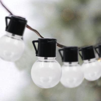 China Solar Powered Garden Ball Magic Bubble Outdoor Waterproof Holiday Decoration Led String Lights for sale