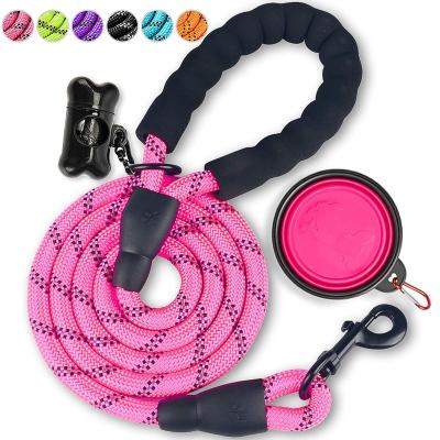 China Large Thoughtful Mountaineering Running Tracking Thoughtful Soft Handle Nylon Rope Dog Leash Rope Dog Leash for sale