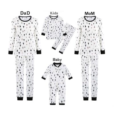 China Masheng QUICK DRY 2022 New Collection Family Christmas Tree Print Pajamas Set Sleepwear Teenage Pajamas Sets Women Newborn White Comfortable Sleepwear for sale