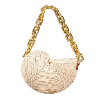 China Bolsos Boho Clutch Natural Shell Rattan Straw Summer Beach Handwoven Handwoven Cross - Body Shoulder Bags For Girls for sale